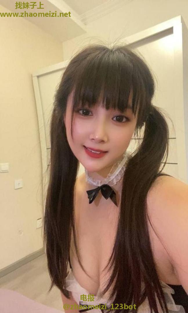 清纯美少女精致鲍鱼