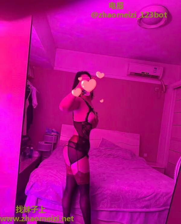 雨花风骚大胸果果