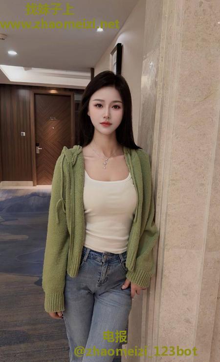 常平身材好颜值嫩妹