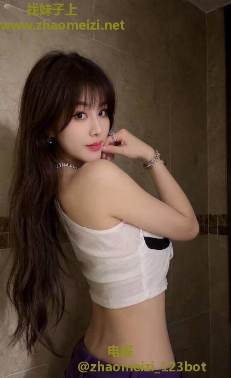 清纯气质长腿女友姗姗