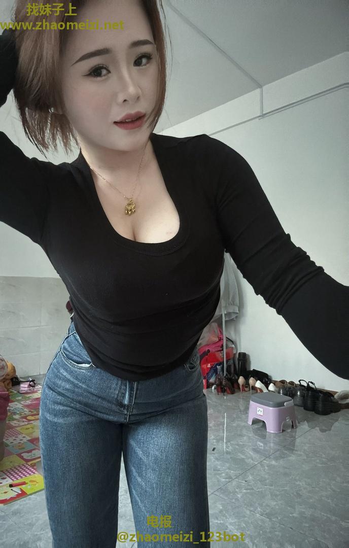 电动牙刷一样快小姐姐