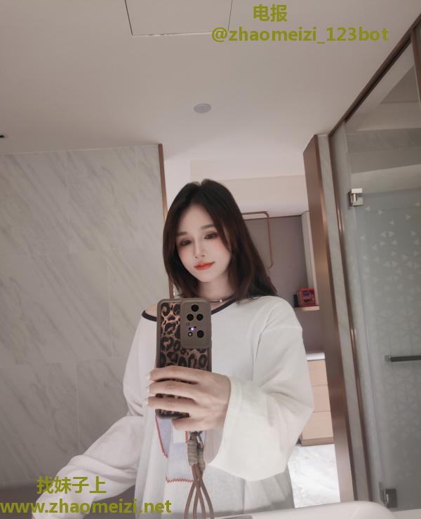 性感风骚的小财迷