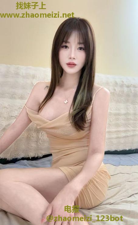 肤白高挑身材好一冉