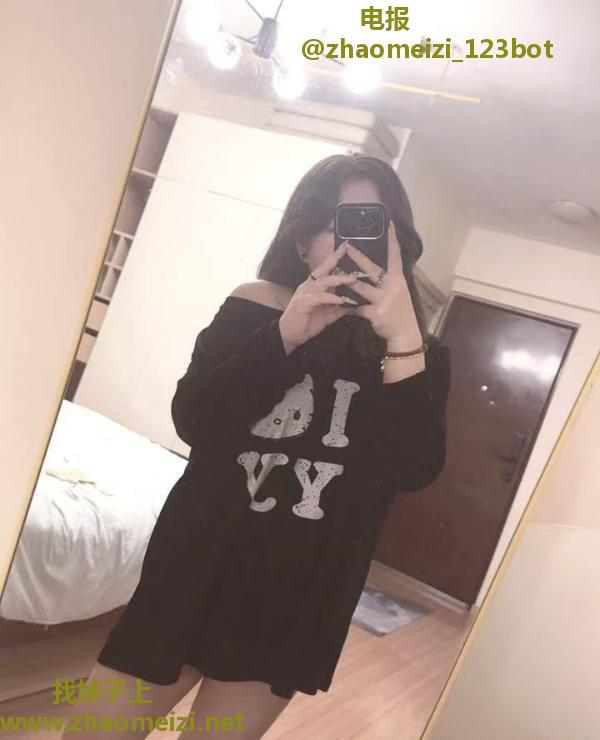 娃娃脸大熊小妹