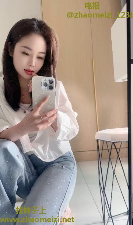 蜀山气质小姐姐