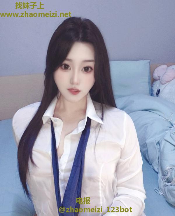 西湖性感小月