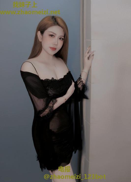 气质御姐身材好