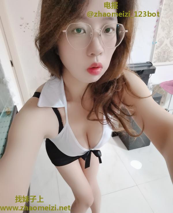 大奶身材好温柔鱼姐