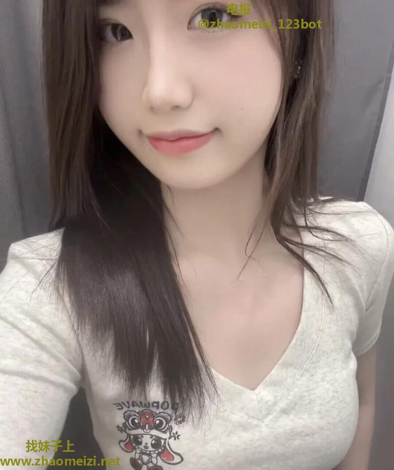 清纯女孩向荡妇蜕变中