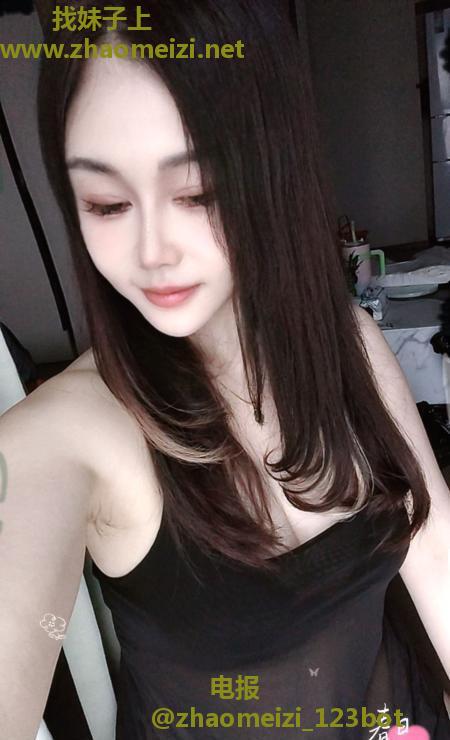 滨江性感小表妹