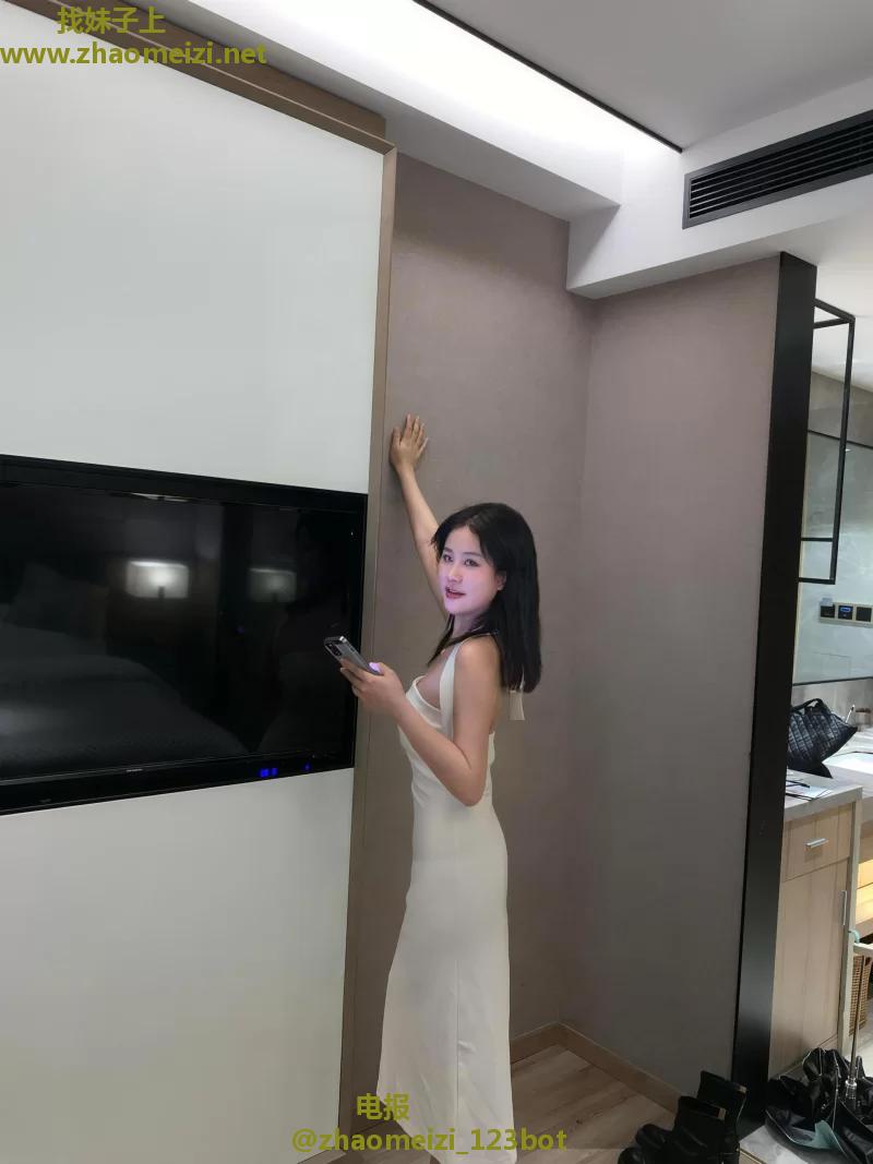 身材白皙圆润服务好