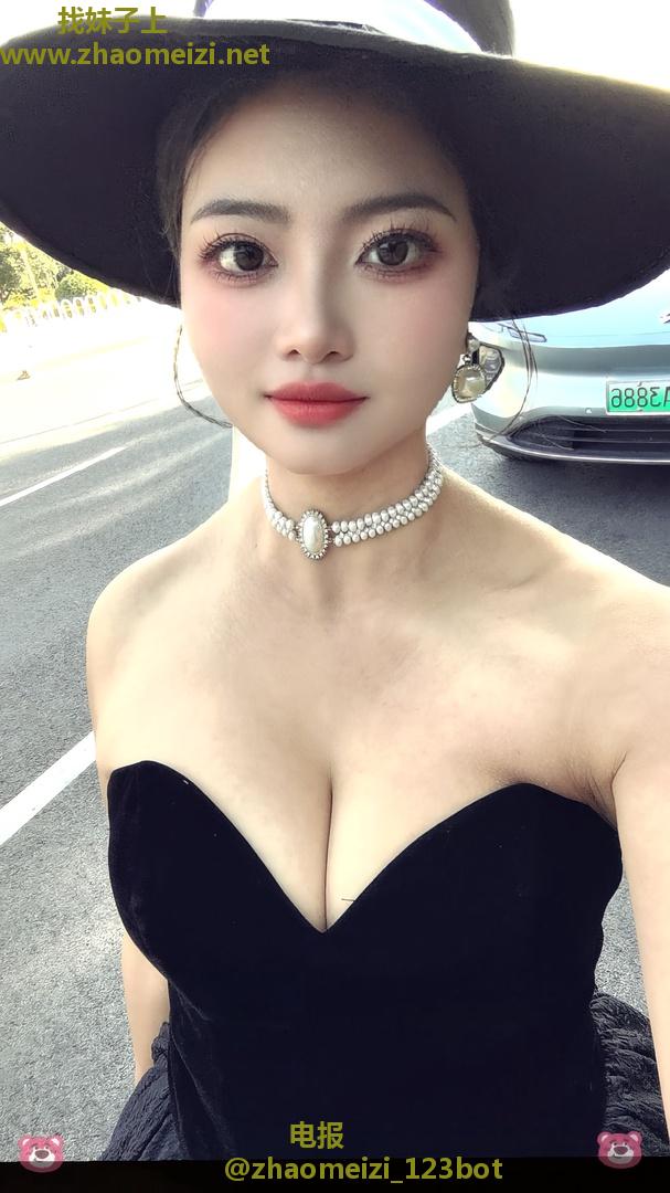 粉嫩少女水多敏感会喷