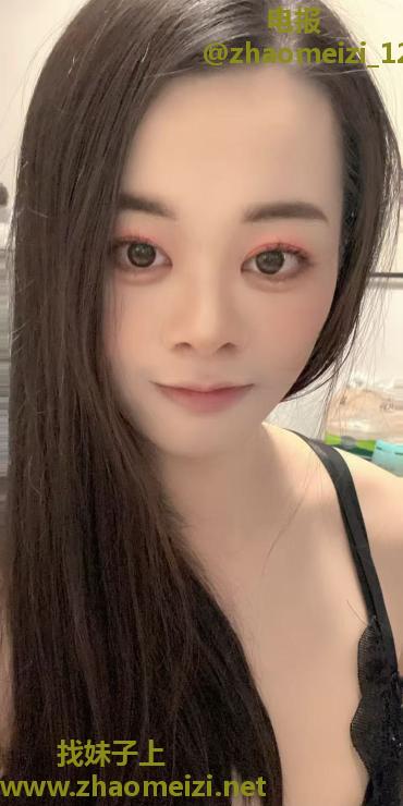 白嫩大长腿