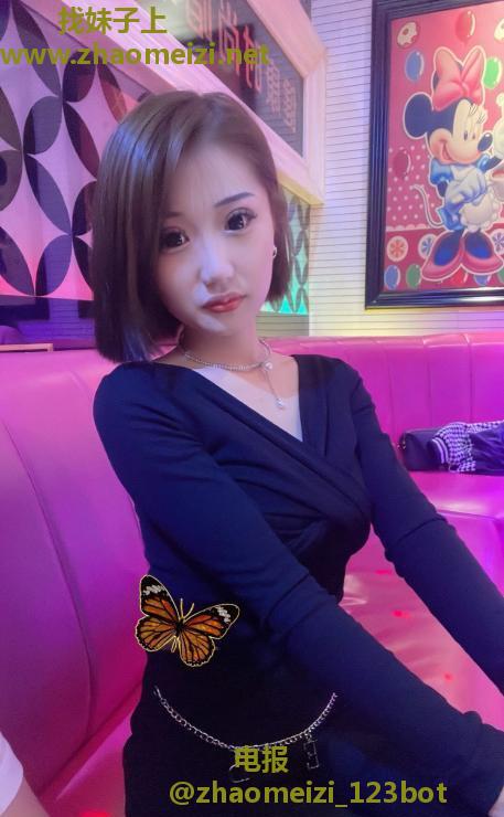 KTV兼职骚妹