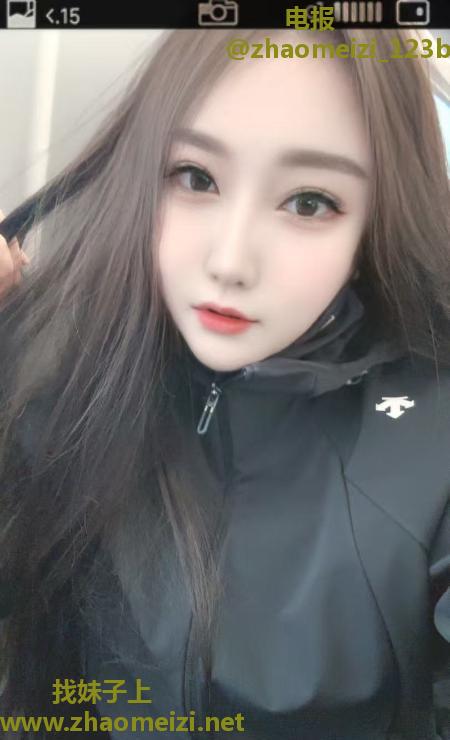 丰满大胸少妇