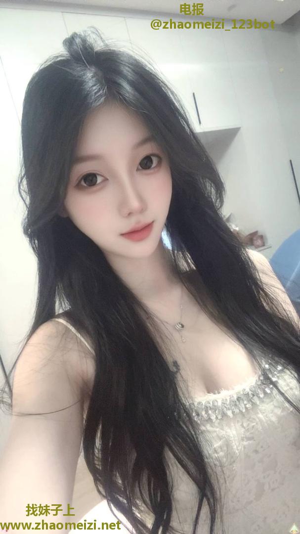 00后小妹初下海不机车