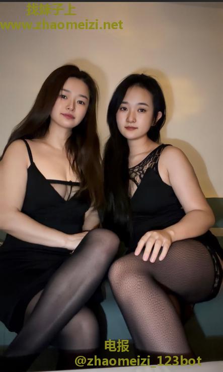 双飞口爆颜射姐妹花