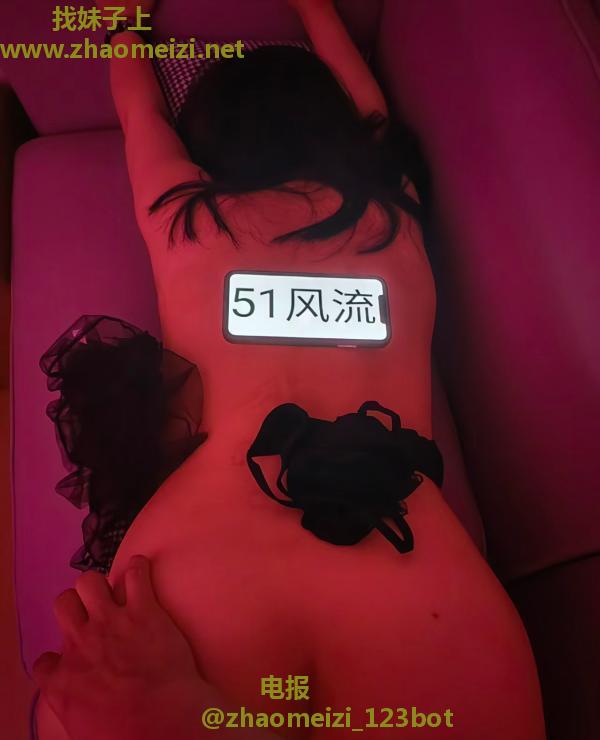 北郊大奶剧情少妇