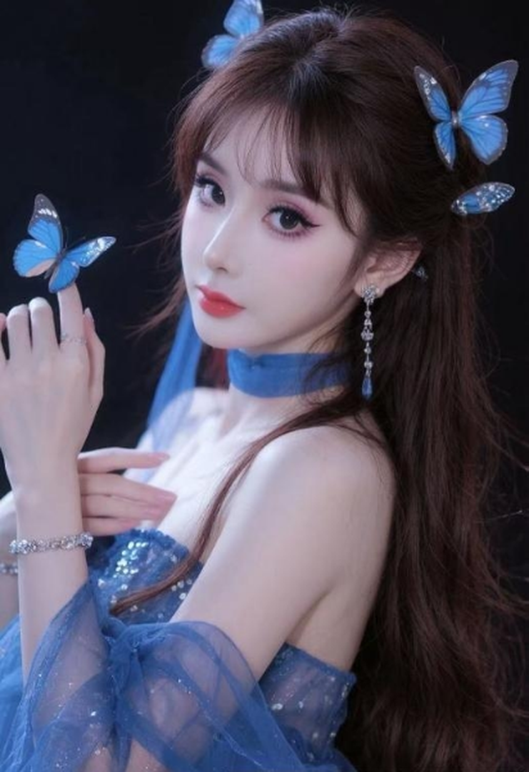 小姐姐闷骚火辣身材真好