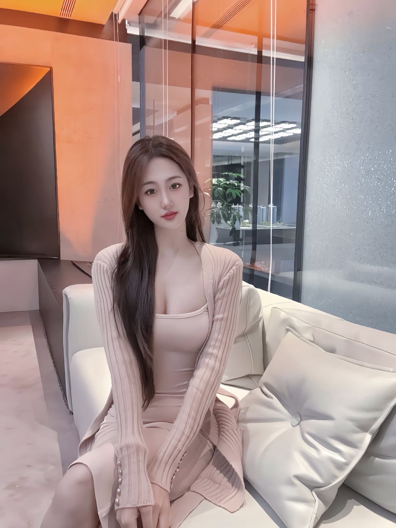 体验风骚完美身材小姐姐