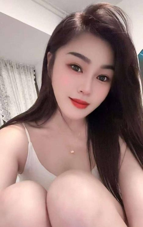 南站双飞三通姐妹