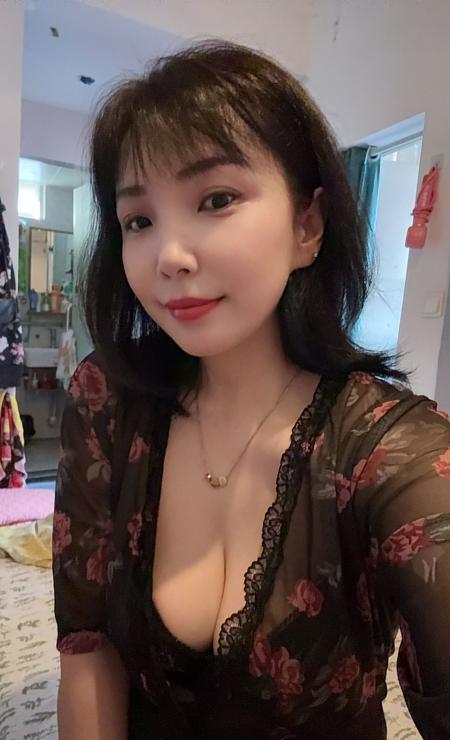 优雅美妇悦悦