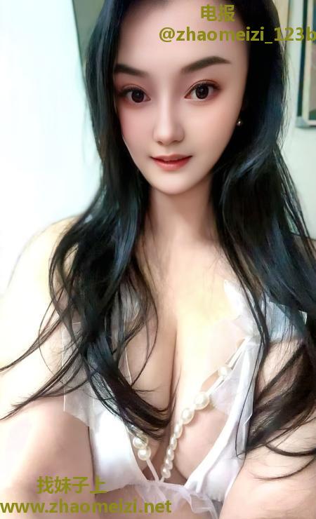 情迷巨乳骚盼盼