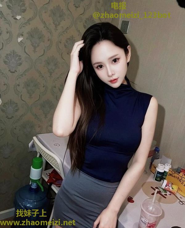 黄泥磅御姐小娜