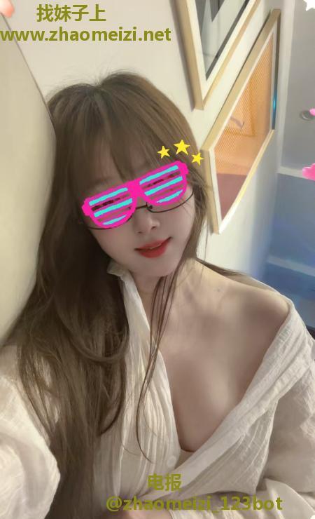 黄泥磅御姐晓晓