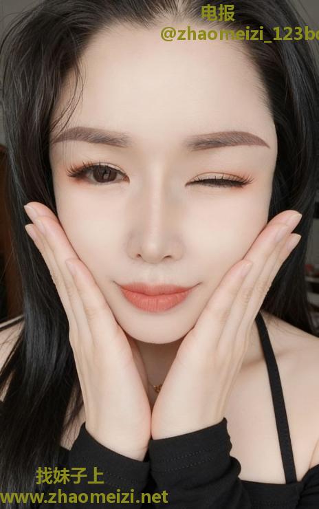 龙华可三通风骚少妇