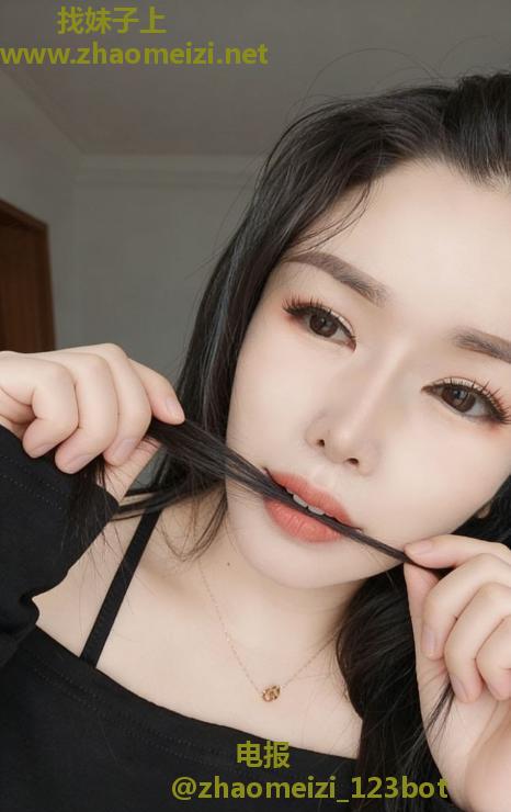 龙华可三通风骚少妇