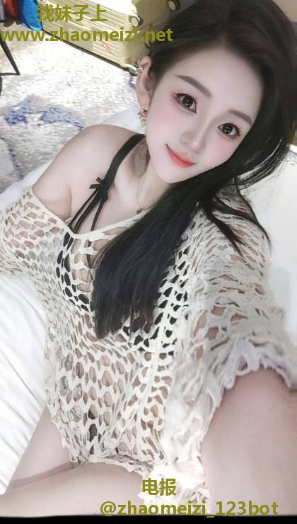 天府肤白风骚性感御姐