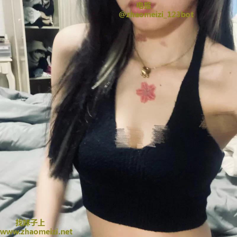 推荐一个深喉很好的妹子