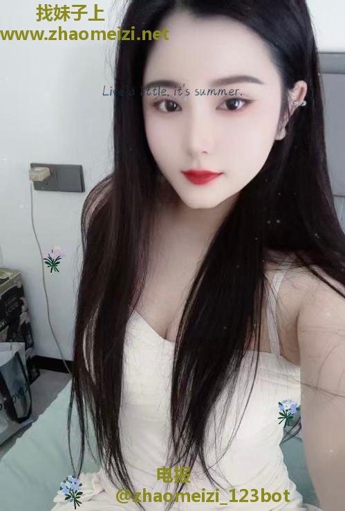 深喉潮喷小妖精