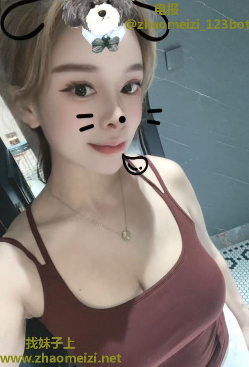 武昌肥臀水蜜桃小姐姐