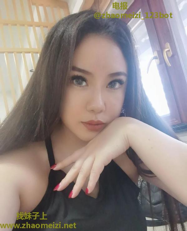 大奶少妇莹莹