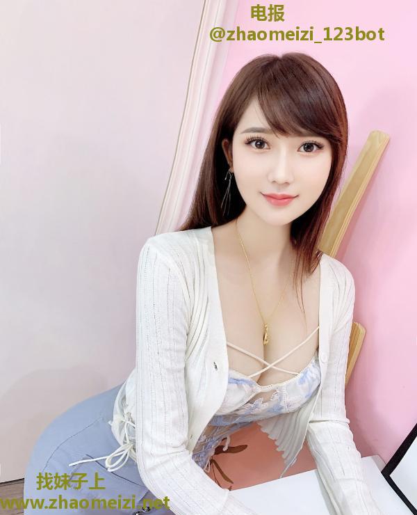 华阳大胸少妇香香