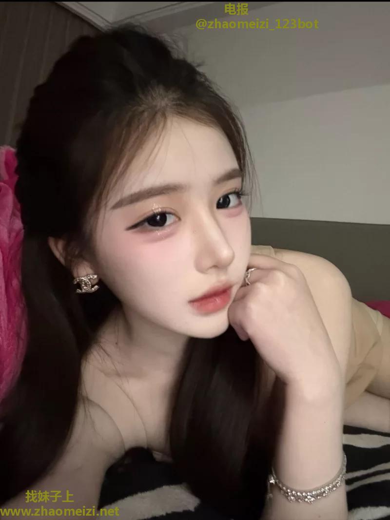 性感白嫩妹妹
