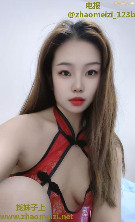 铁西蜜桃臀骚货