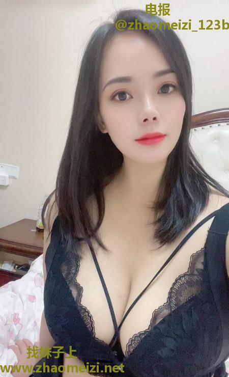 胸大屁股大熟女