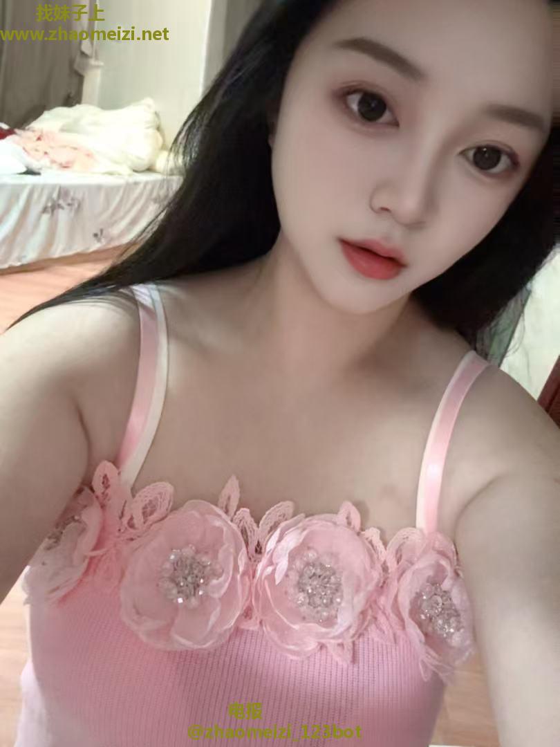 热情风骚大胸妹子