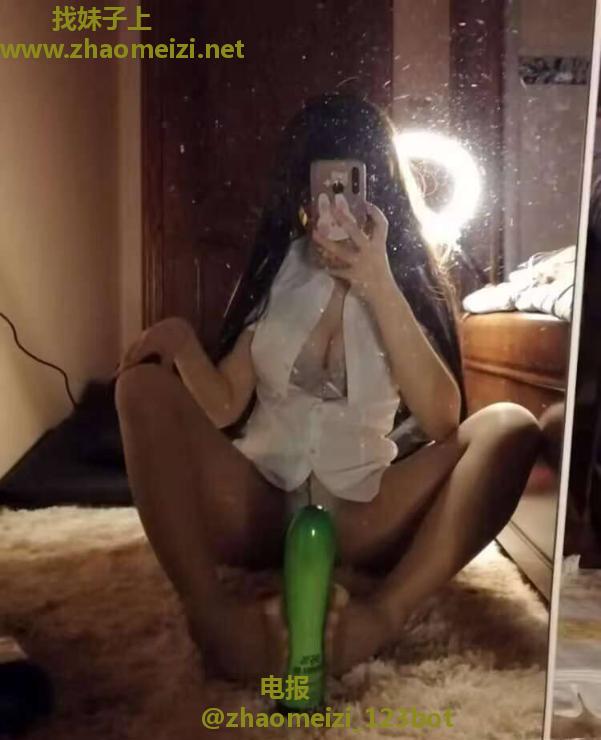 风骚翘臀冰美