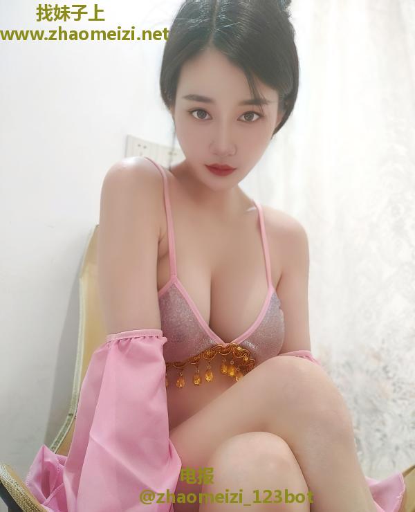 拱墅深喉美乳御姐