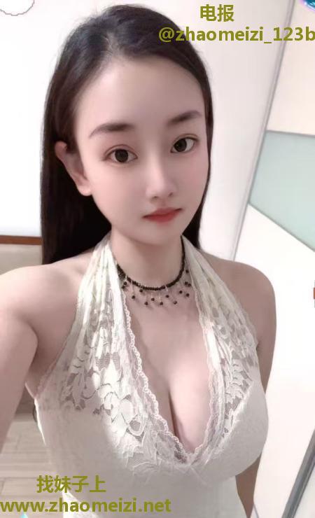武昌清纯大胸妹