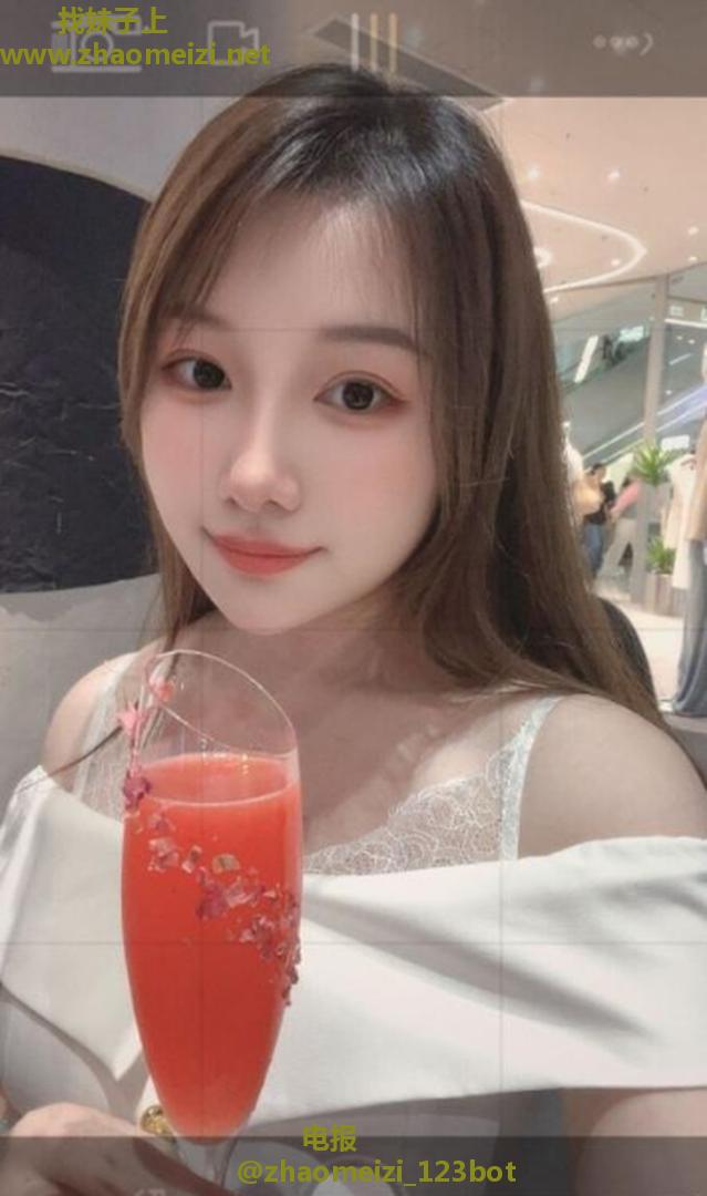 骚气足身材丰满胸大水多