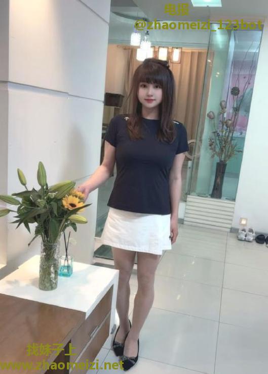 丰乳肥臀少妇娜娜