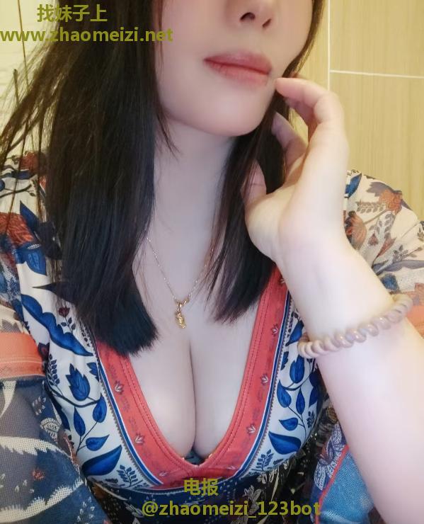 郫都区肥臀熟女