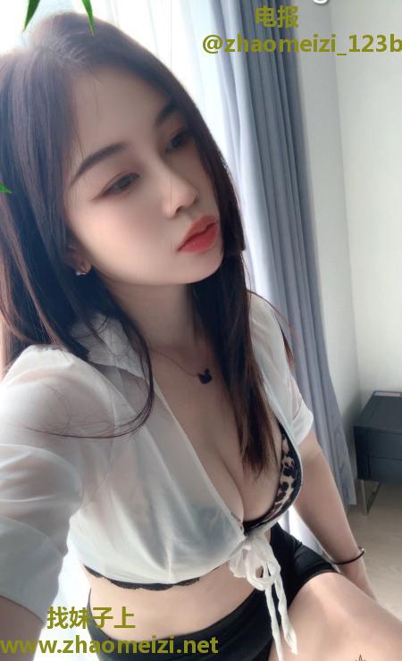 身材不错的美少妇