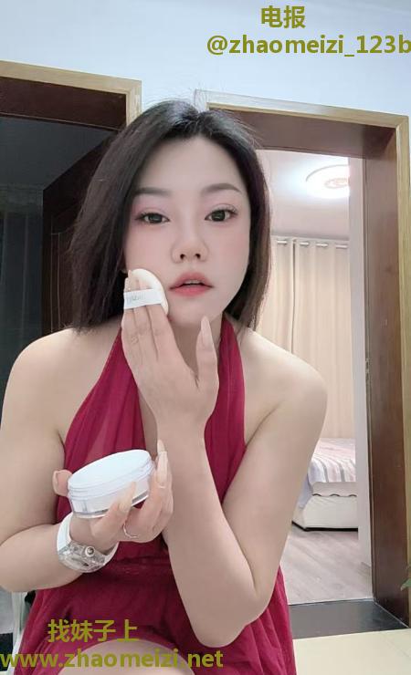贴心服务小骚货回归