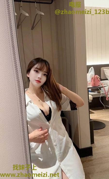 大奶人妻